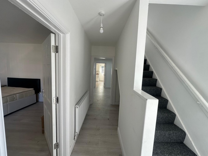 Langdale Road, Birmingham, 6 Bedrooms Bedrooms, ,Semi-Detached,Letting,1290