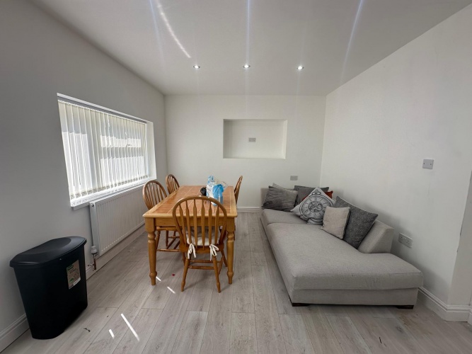 Langdale Road, Birmingham, 6 Bedrooms Bedrooms, ,Semi-Detached,Letting,1290