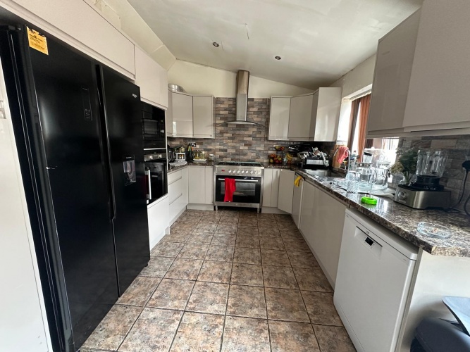 Birmingham, 5 Bedrooms Bedrooms, ,Semi-Detached,Sales,1291